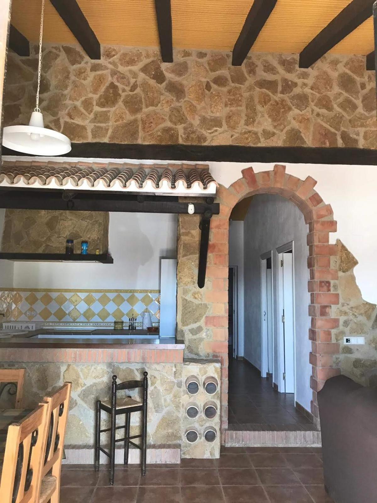 Villa La Sombra Del Lagarto Peñaflor Exterior foto